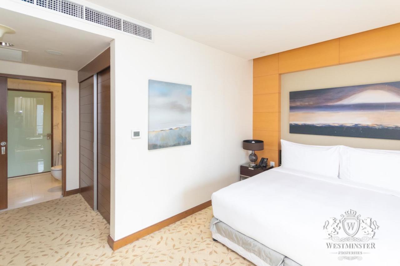 Westminster Dubai Mall Екстериор снимка A bedroom at the hotel
