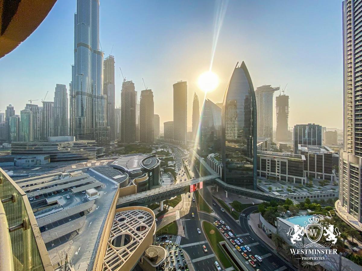 Westminster Dubai Mall Екстериор снимка View of the Dubai skyline from the Westminster Residences