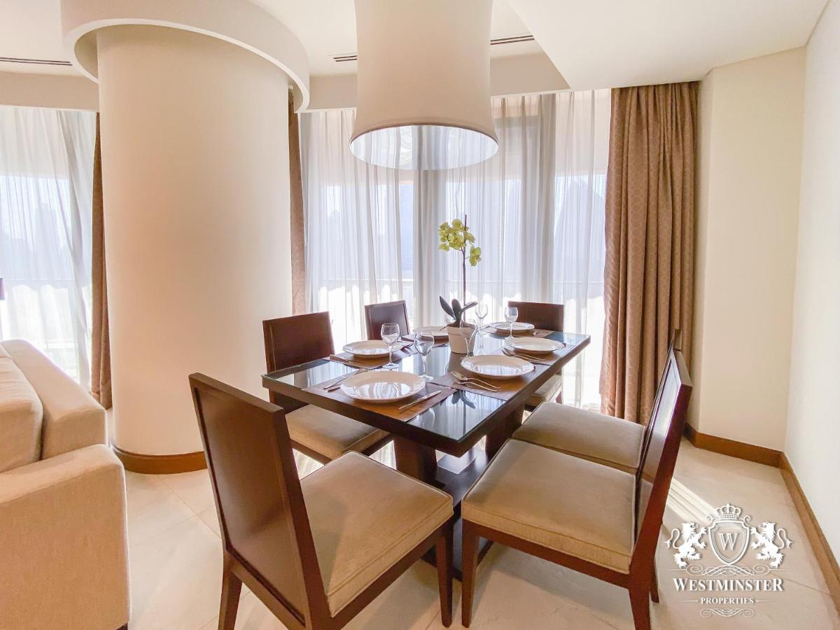 Westminster Dubai Mall Екстериор снимка A dining room