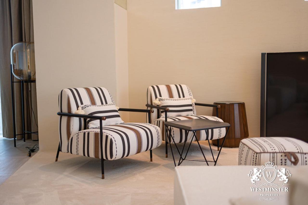 Westminster Dubai Mall Екстериор снимка Armchairs